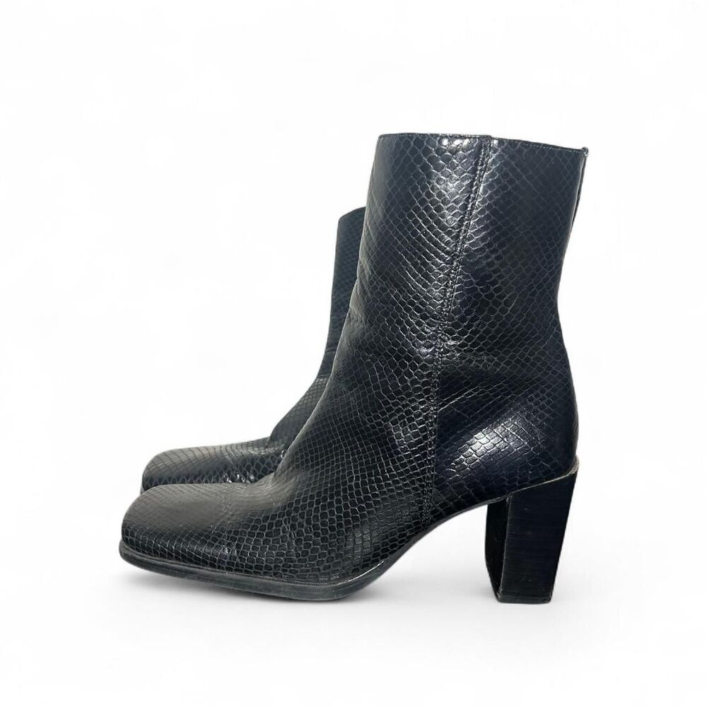 Bandolino vintage Y2K 2000s 90s retro Black leather ankle square toe boots 6.5